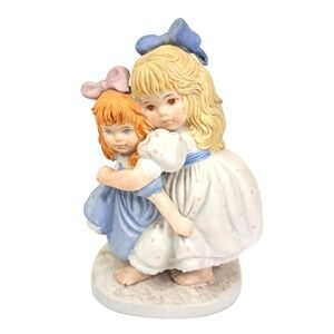 Life's Endearments "Sisters" First Edition  Cheryl A. Johnson Papel Freelance 6"